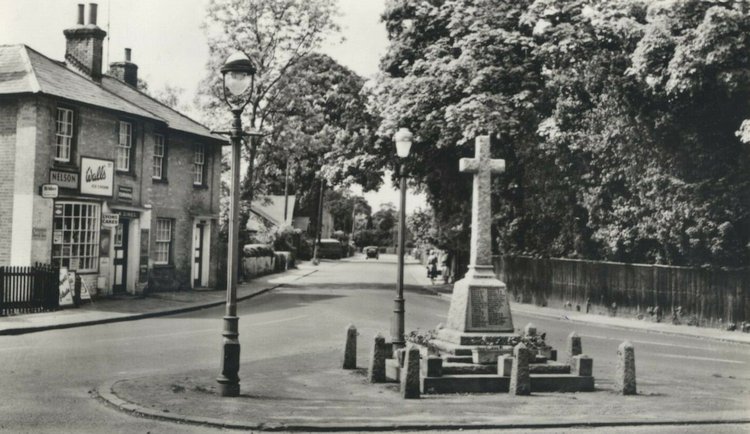 thorpe cross with war memorial