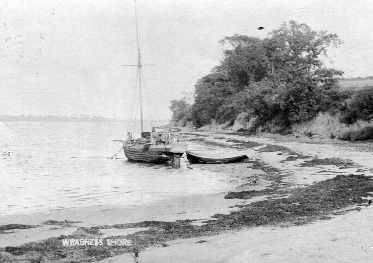 Wrabness Shore